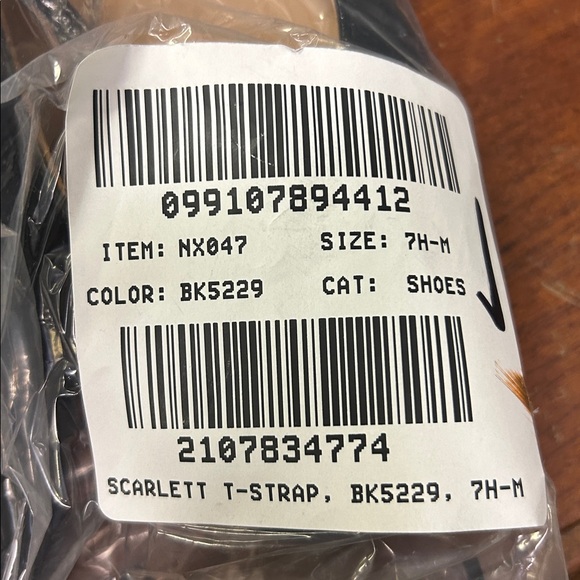 Madewell The Mylie T-Strap Flat NX047 - Picture 4 of 4